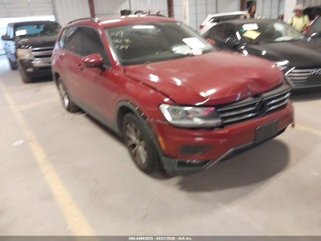 Salvage Volkswagen Tiguan Image