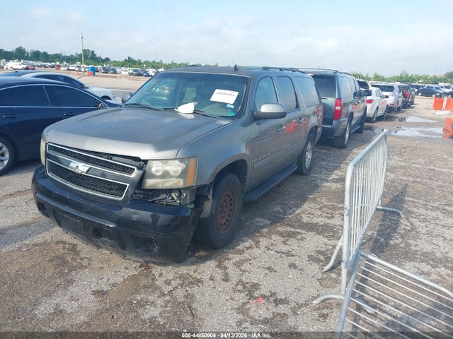 Chevrolet Suburban 1500 Lt