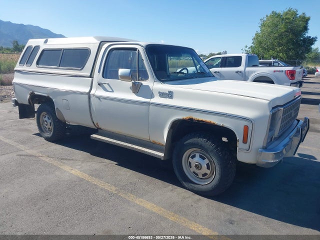 Salvage Chevrolet K20 Image