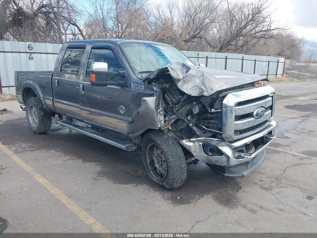 Salvage Ford F-350 Image