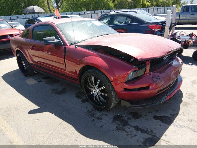 Salvage Ford Mustang Image