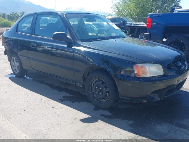 Salvage Hyundai ACCENT Image