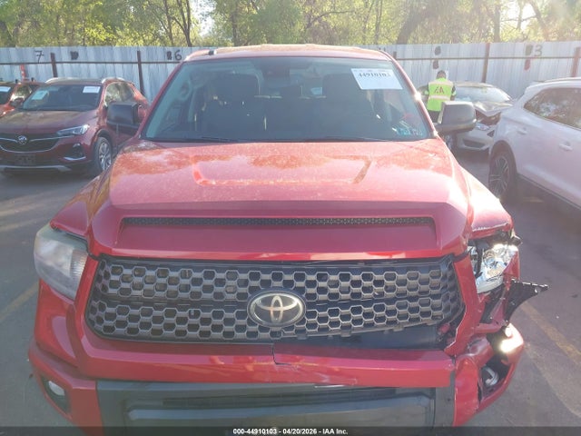 Toyota Tundra Sr5 5.7l V8