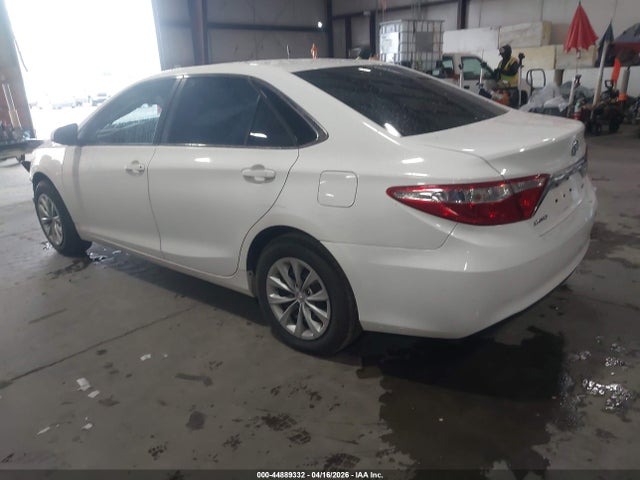 Toyota Camry Le