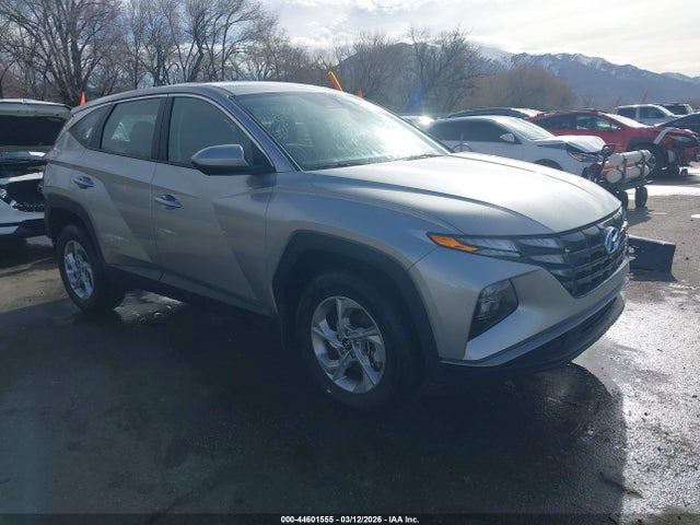 Salvage Hyundai TUCSON Image