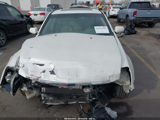 Cadillac STS V6