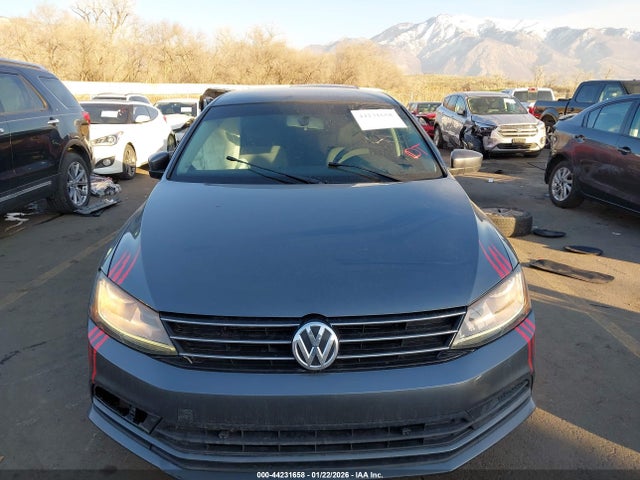 Volkswagen Jetta 1.4t S