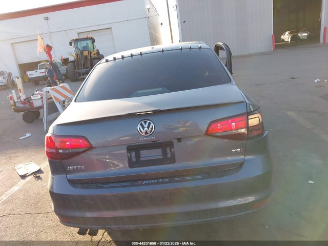 Volkswagen Jetta 1.4t S