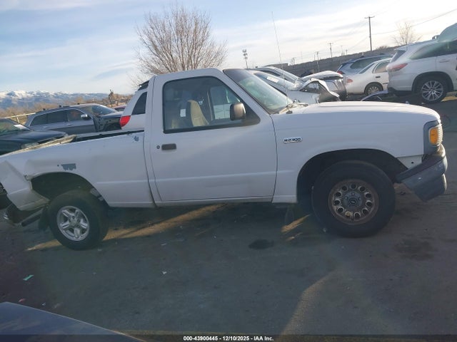 Mazda B Series Se