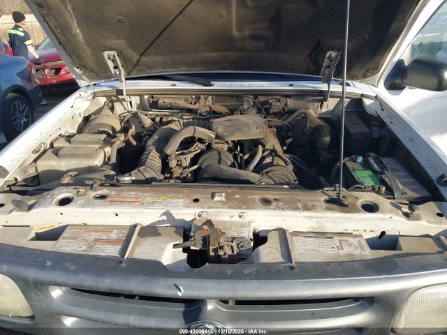 Mazda B Series Se