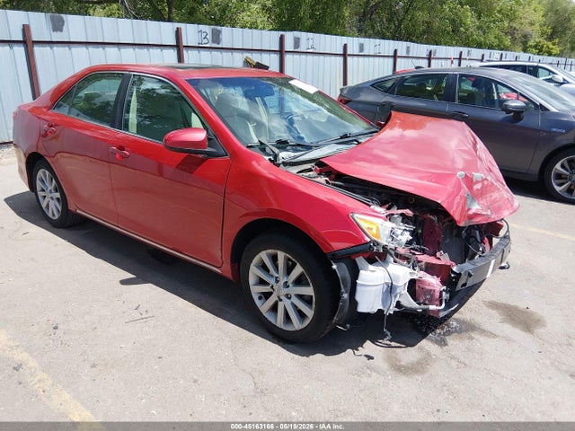 Salvage Toyota Camry Image