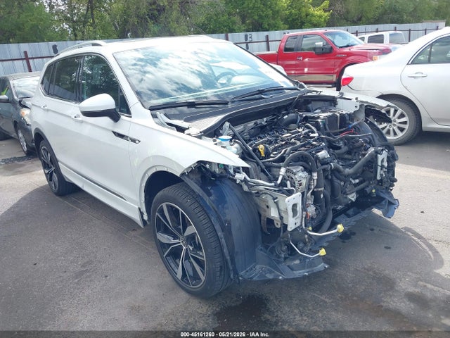Volkswagen Tiguan 2.0t Sel R-line