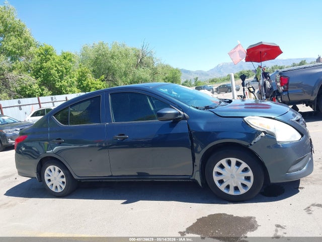 Nissan Versa 1.6 S