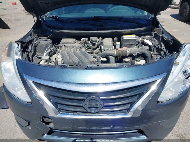 Nissan Versa 1.6 S