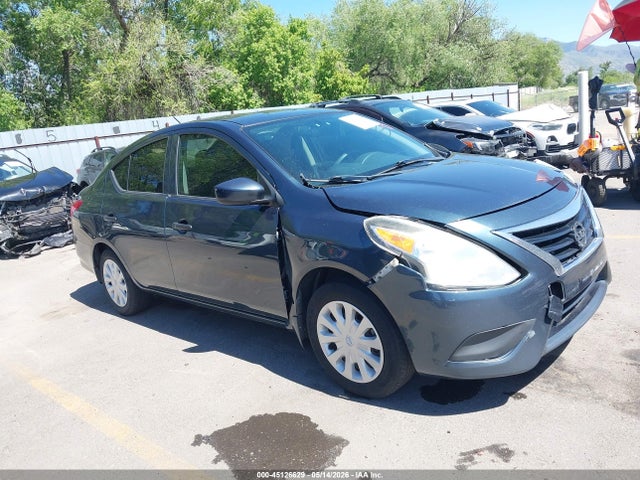 Salvage Nissan Versa Image