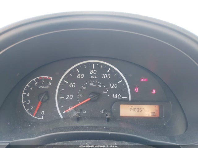 Nissan Versa 1.6 S