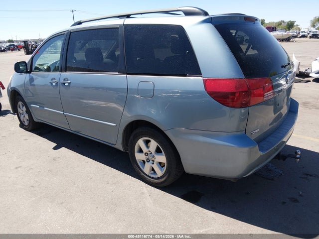 Toyota Sienna Le
