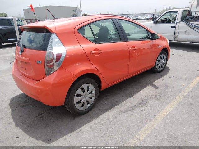 Toyota Prius c Two