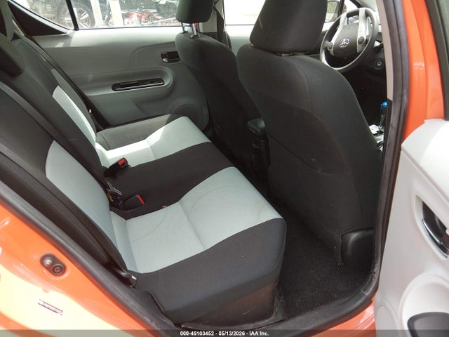 Toyota Prius c Two