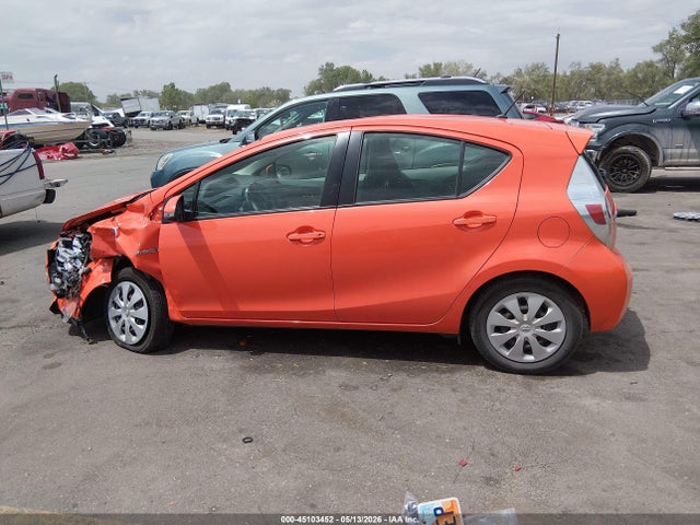 Toyota Prius c Two