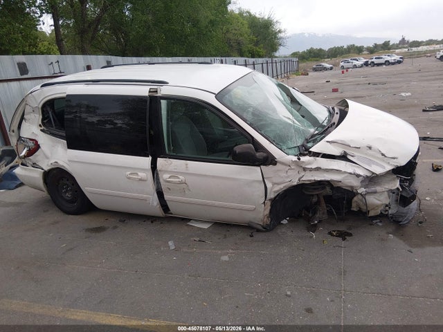 Chrysler Town & Country Lx