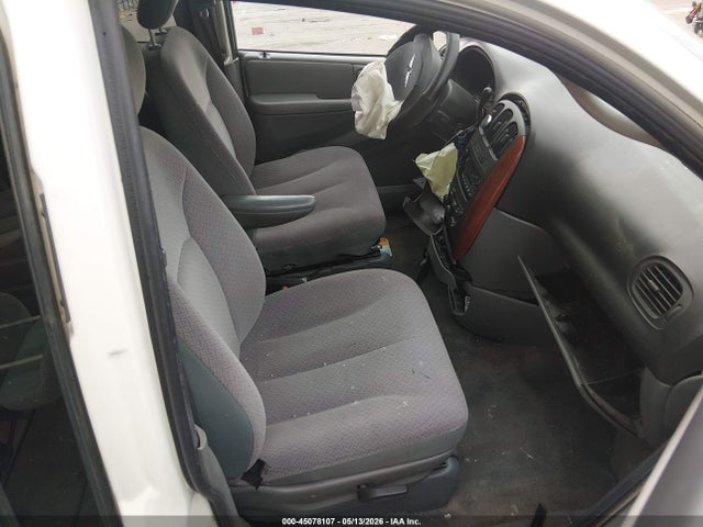 Chrysler Town & Country Lx