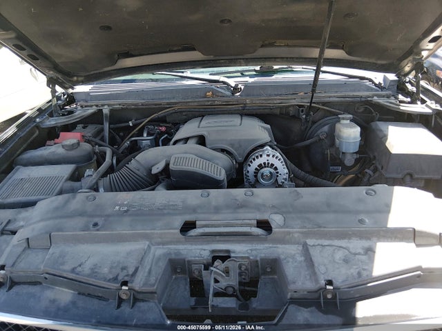 Chevrolet Suburban 1500 Lt