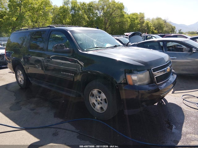 Salvage Chevrolet Suburban 1500 Image