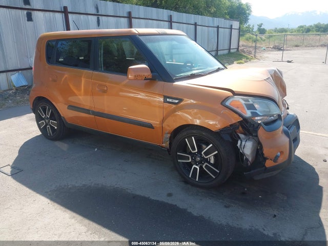 Salvage Kia Soul Image