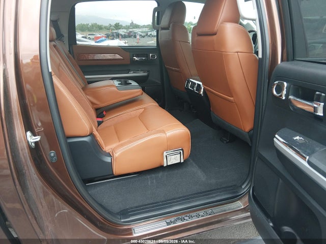 Toyota Tundra 1794 5.7l V8