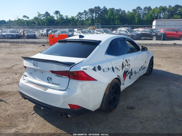 Lexus Is