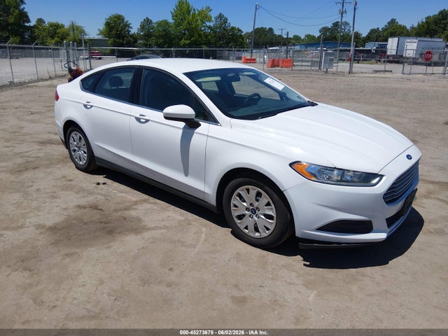 Salvage Ford Fusion Image