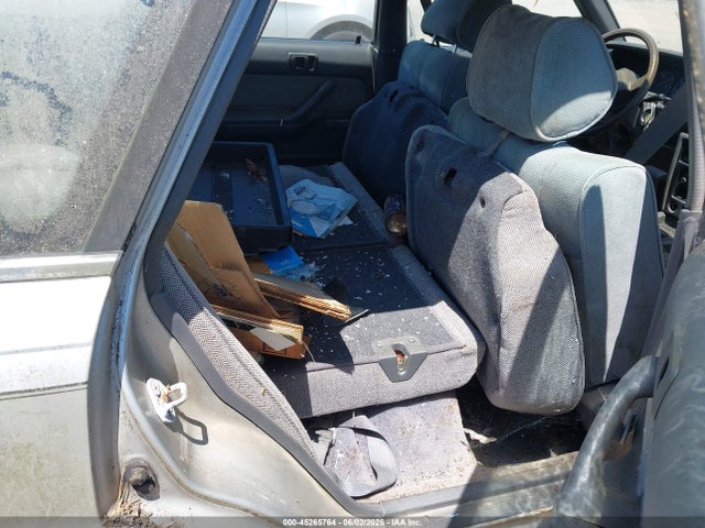 Toyota Camry Dlx