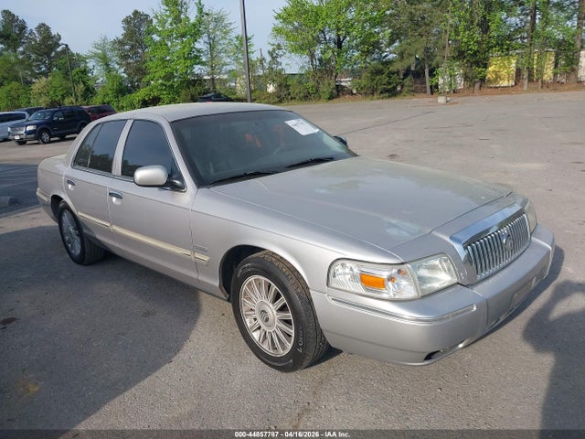Salvage Mercury Grand Marquis Image