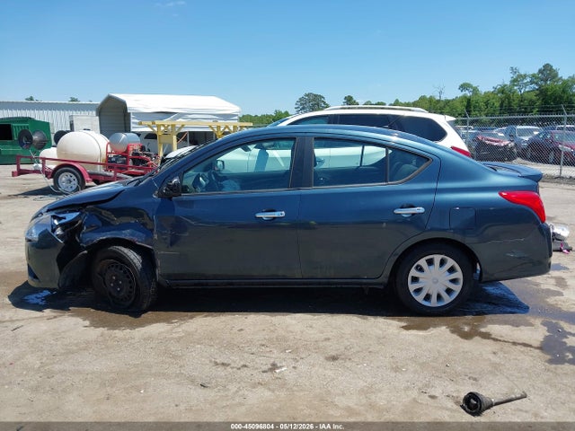 Nissan Versa 1.6 Sv