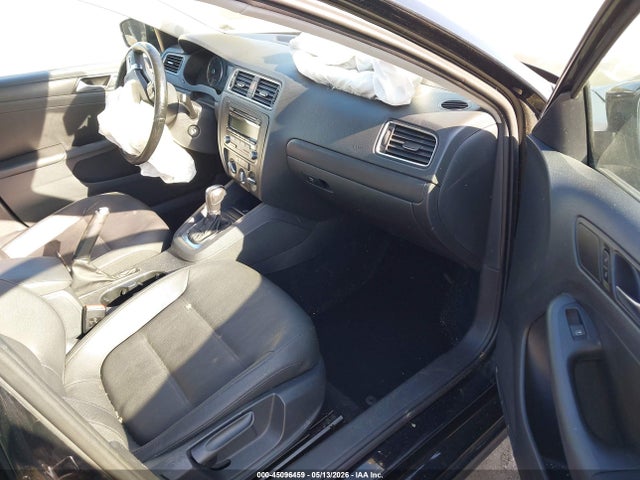 Volkswagen Jetta 2.5l Se