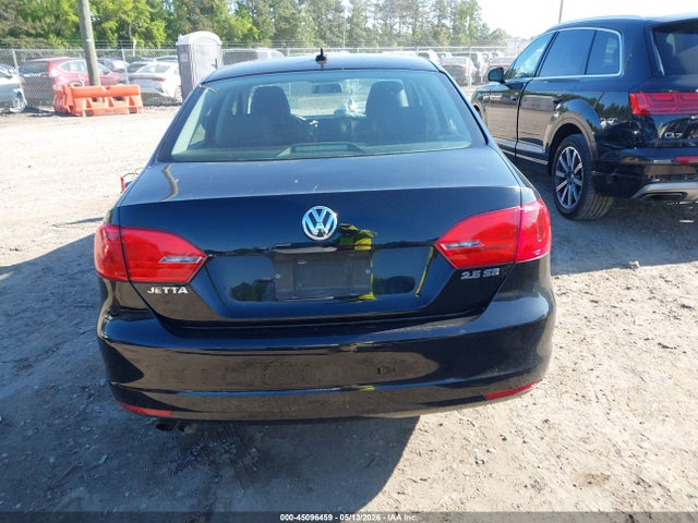 Volkswagen Jetta 2.5l Se