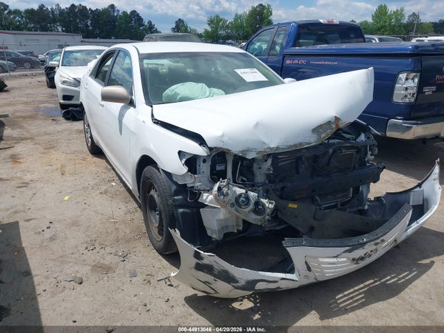Salvage Toyota Camry Image