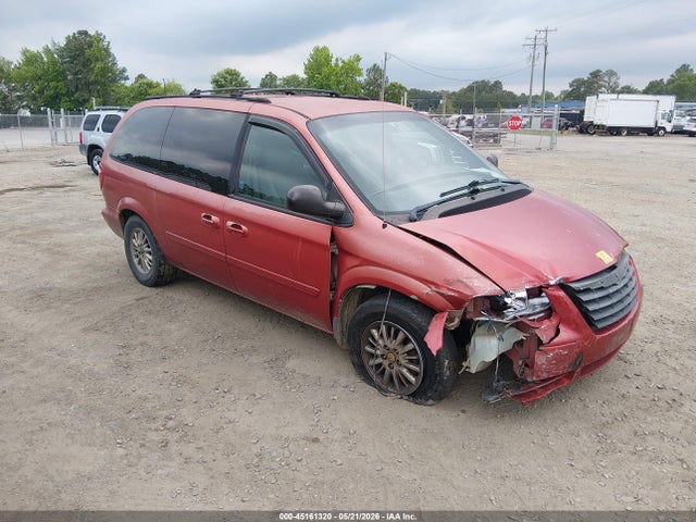 Salvage Chrysler Town & Country Image