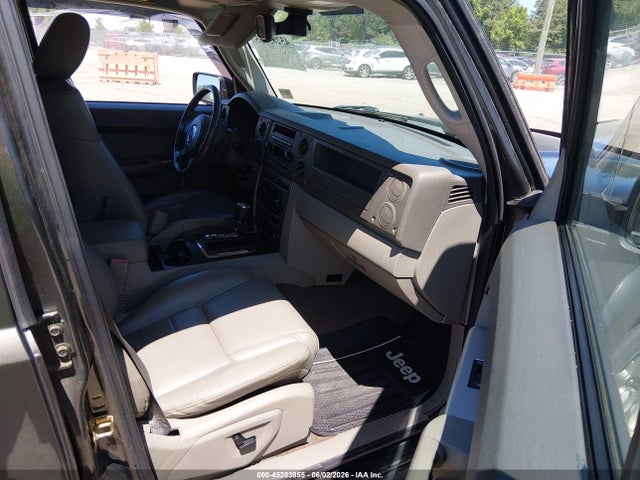 Jeep Commander