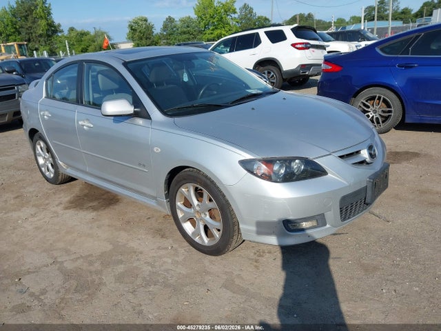 Salvage Mazda Mazda3 Image