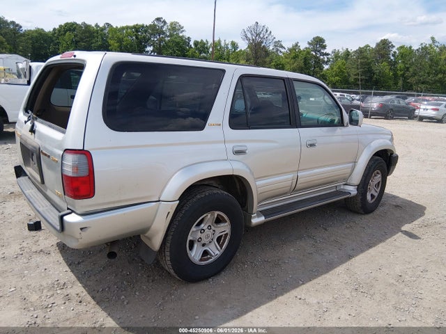 Toyota 4Runner Limited V6