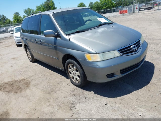 Salvage Honda Odyssey Image