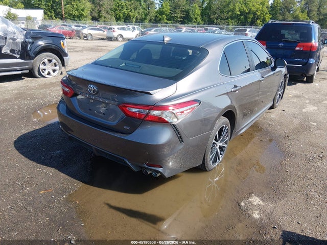 Toyota Camry Se