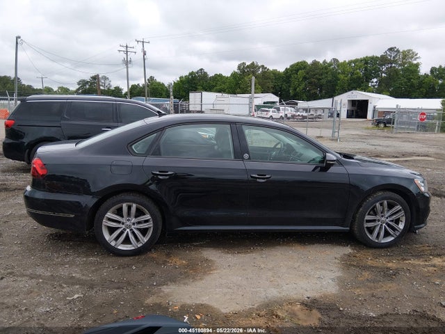 Volkswagen Passat 2.0t Wolfsburg Edition