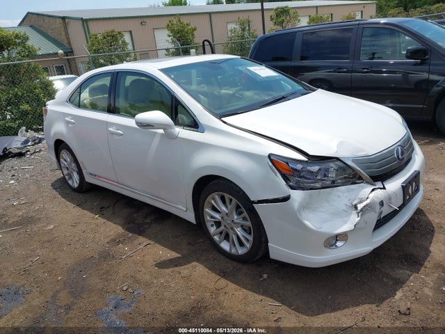 Salvage Lexus HS 250h Image