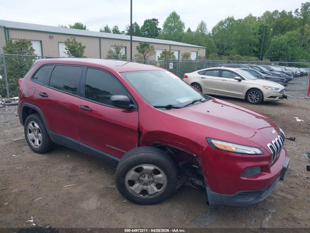 Salvage Jeep Cherokee Image