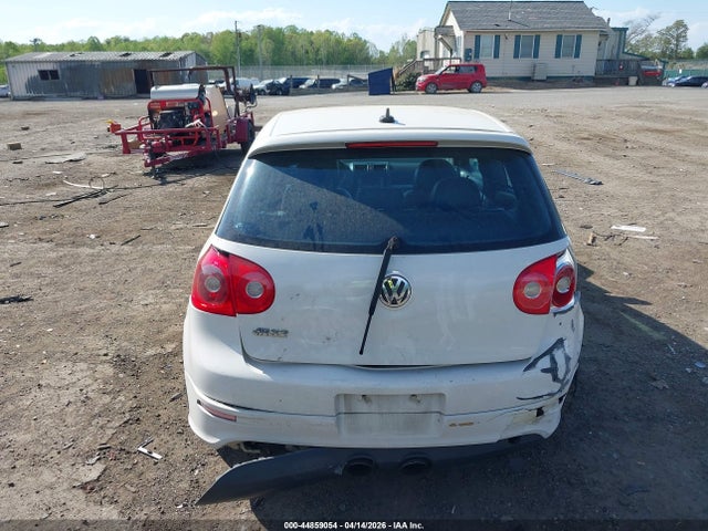 Volkswagen R32