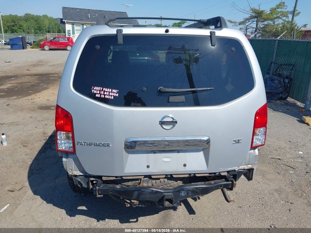 Nissan Pathfinder Se
