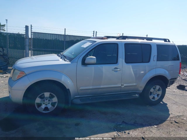 Nissan Pathfinder Se